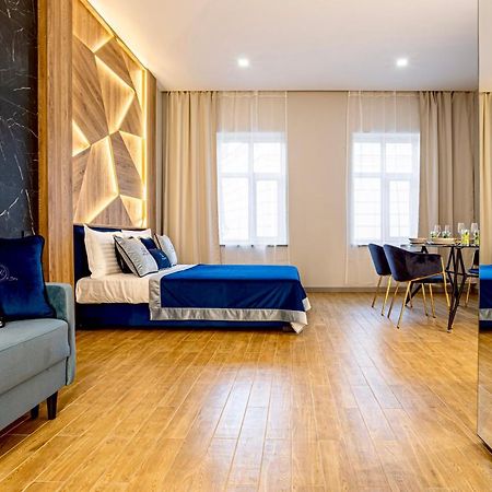 Central Family Boutique Apartments 2 Λβιβ Εξωτερικό φωτογραφία