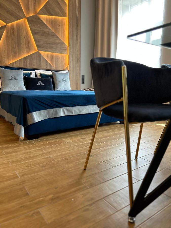 Central Family Boutique Apartments 2 Λβιβ Εξωτερικό φωτογραφία
