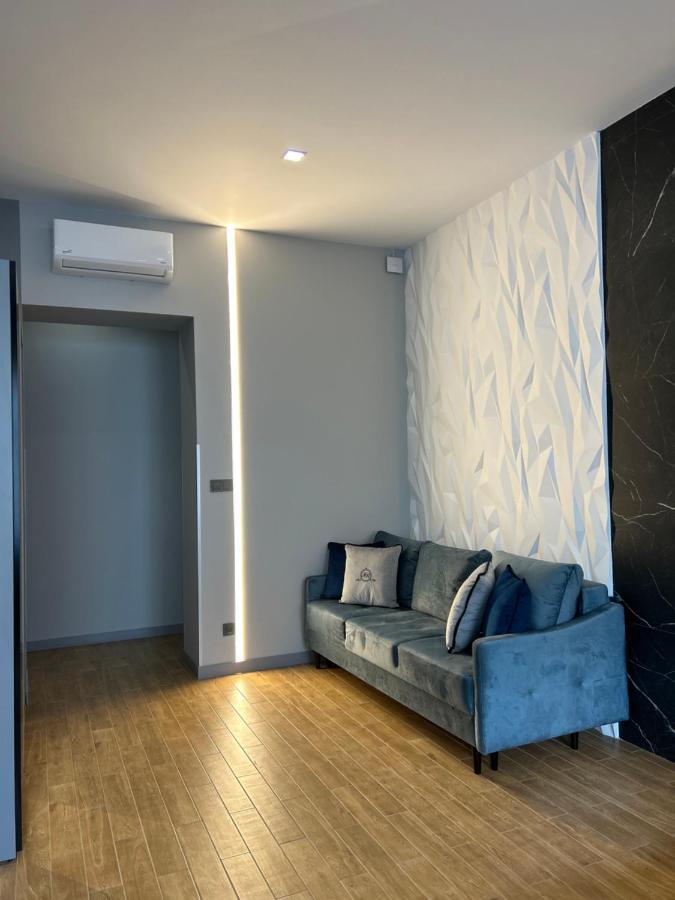 Central Family Boutique Apartments 2 Λβιβ Εξωτερικό φωτογραφία