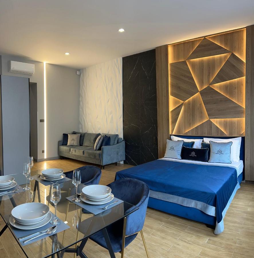 Central Family Boutique Apartments 2 Λβιβ Εξωτερικό φωτογραφία