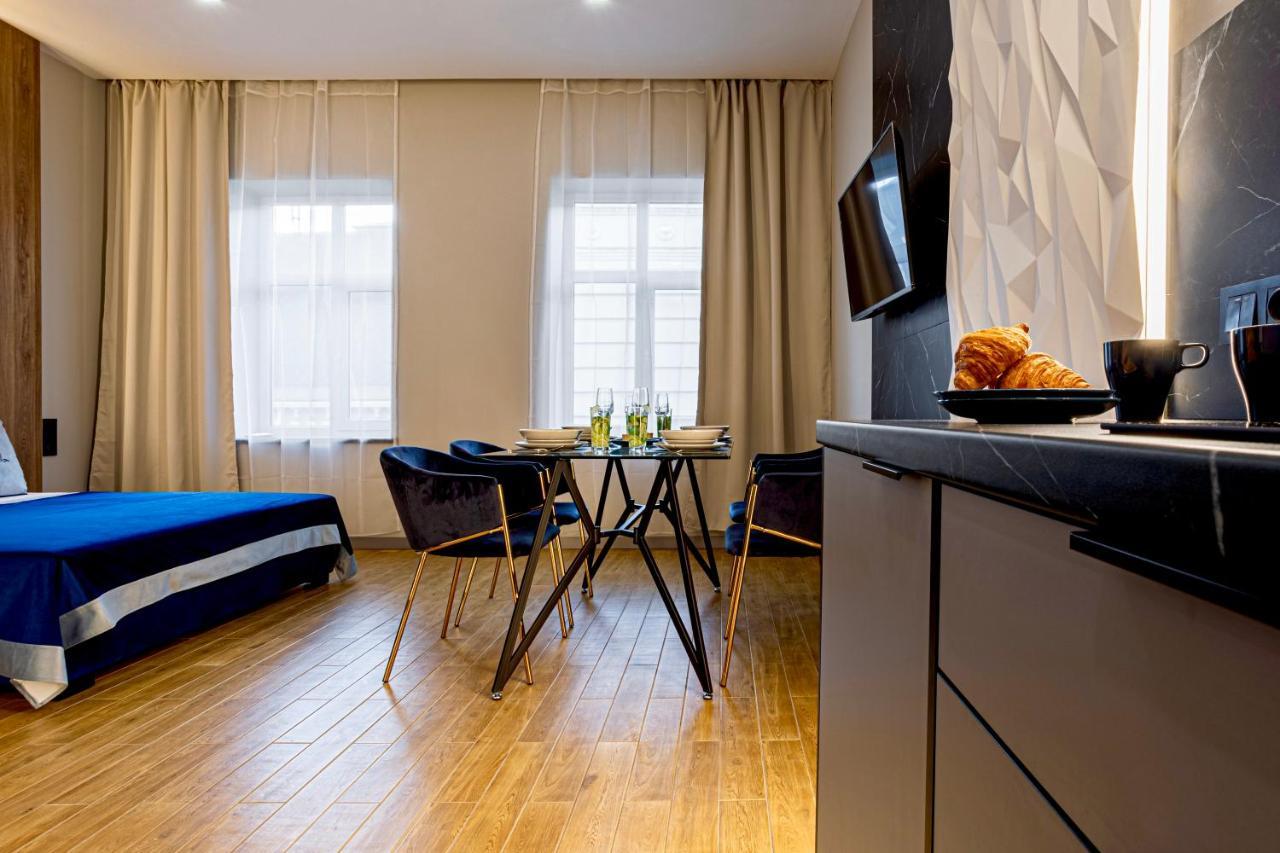 Central Family Boutique Apartments 2 Λβιβ Εξωτερικό φωτογραφία