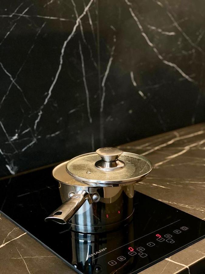 Central Family Boutique Apartments 2 Λβιβ Εξωτερικό φωτογραφία